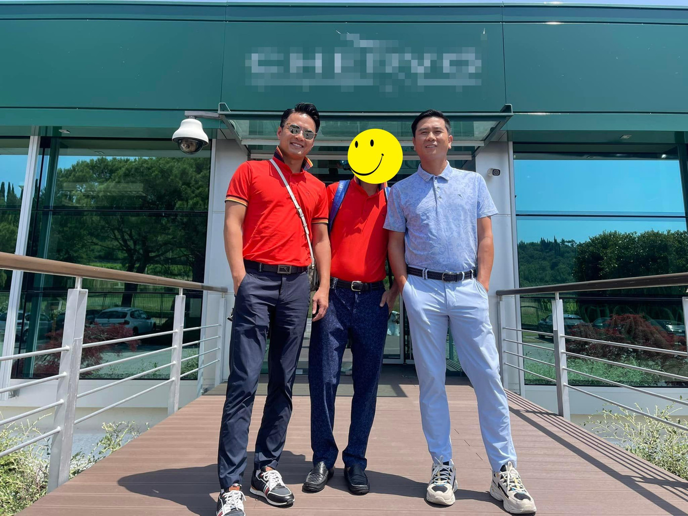 Hồng Đăng và Hồ Hoài Anh đã được trả hộ chiếu và về Việt Nam ngày 7/8. Hồng Đăng và Hồ Hoài Anh đã được trả hộ chiếu và về Việt Nam ngày 7/8.