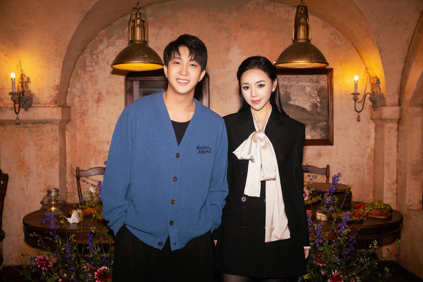 Cô đang được khán giả ghép đôi với B Trần.