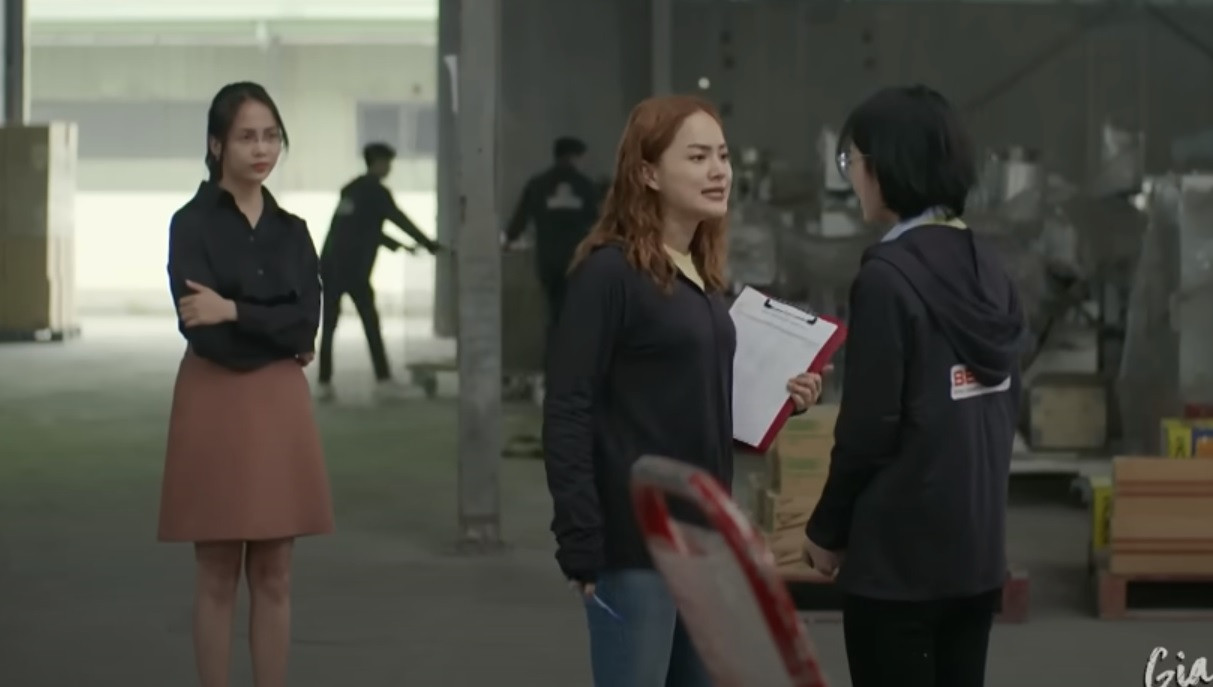 Đâu ngờ quản lý đã nghe được toàn bộ câu chuyện Đâu ngờ quản lý đã nghe được toàn bộ câu chuyện