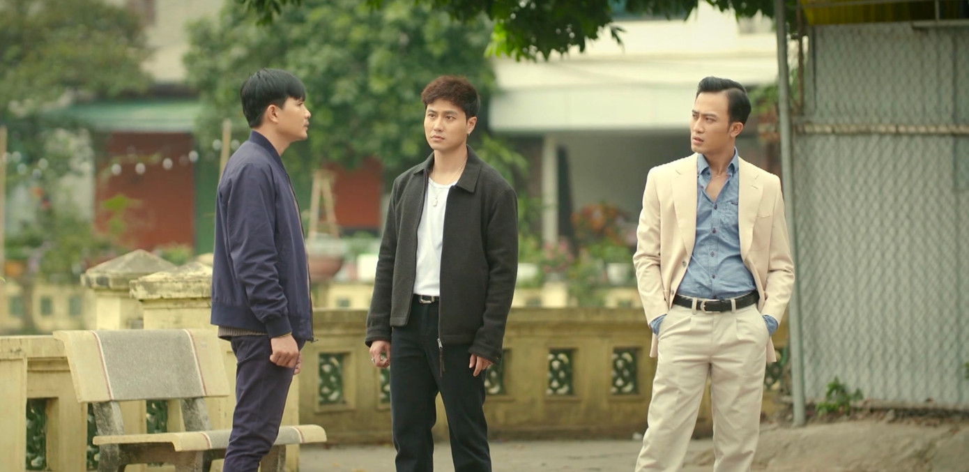 Cả nhà càng gắn bó với nhau hơn sau biến cố này. Cả nhà càng gắn bó với nhau hơn sau biến cố này.