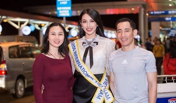 Thùy Tiên phải sống xa bố mẹ từ nhỏ.