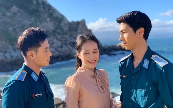 Cô từng đóng phim với Bình An và Thanh Sơn