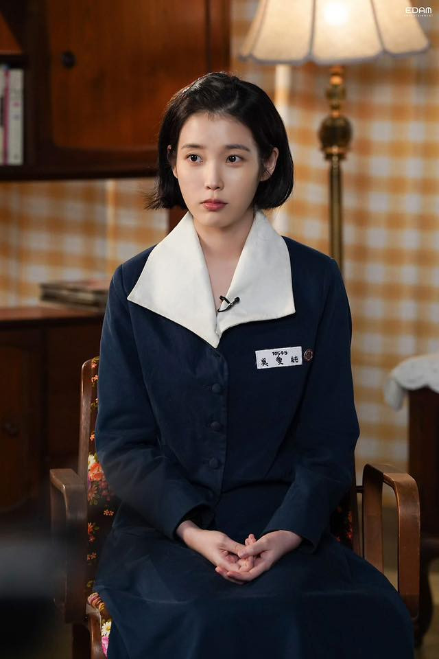 IU tạo được sự khác biệt giữa hai vai diễn. IU tạo được sự khác biệt giữa hai vai diễn.