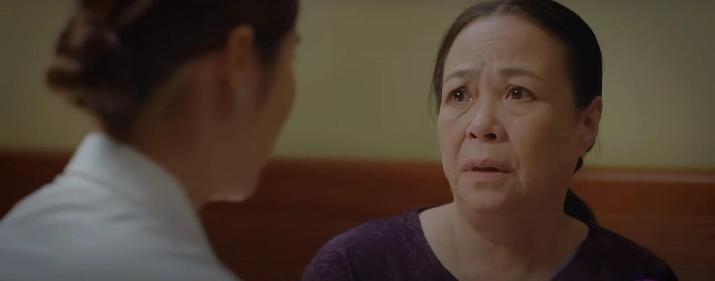 Bà Nga quyết định tha thứ mọi chuyện để Vân Trang không khó xử Bà Nga quyết định tha thứ mọi chuyện để Vân Trang không khó xử