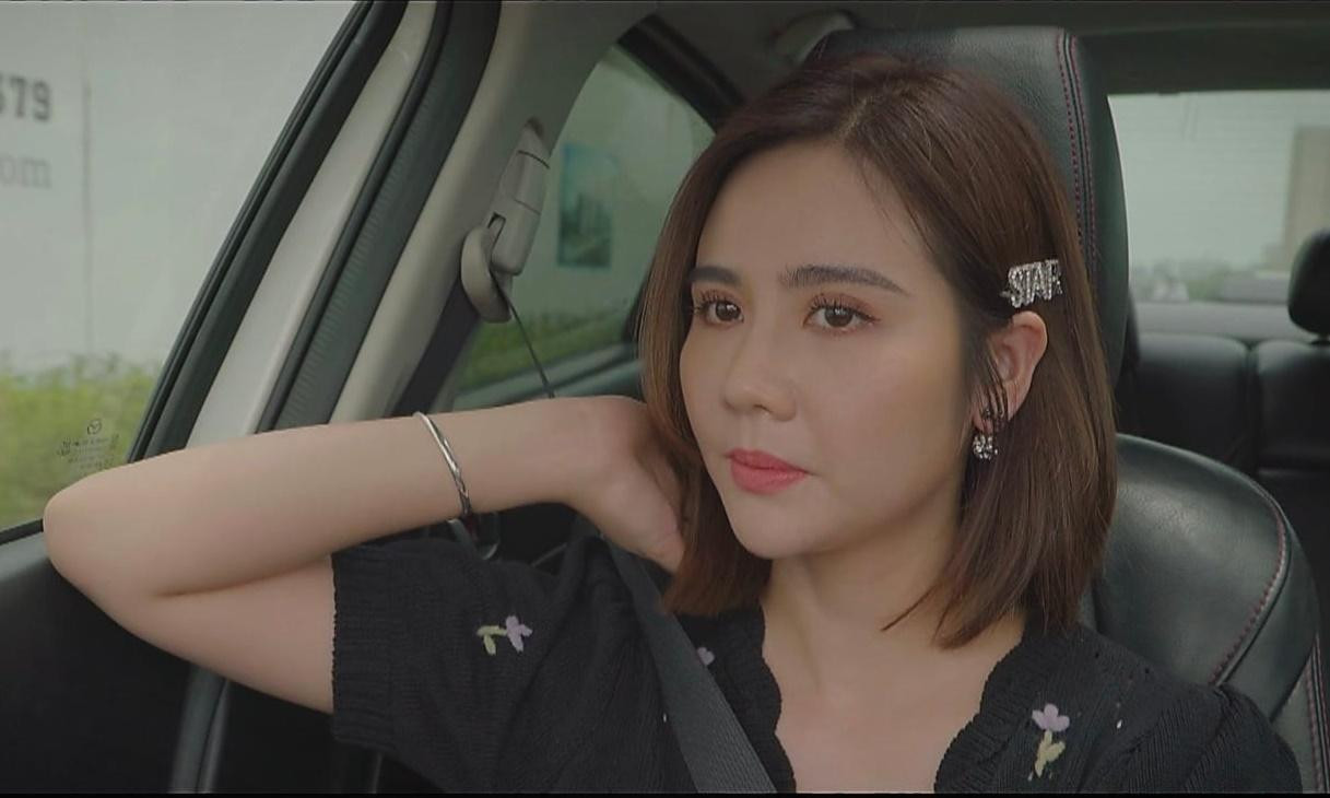 Nữ diễn viên xinh đẹp hơn hẳn trong Thương Ngày Nắng Về