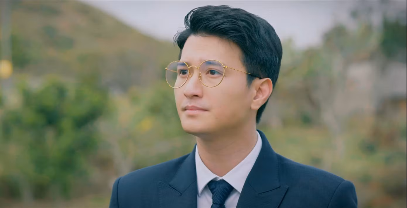 Tạo hình của Huỳnh Anh rất hợp vai nam chính ngôn tình.
