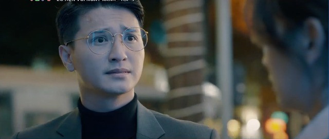 Nam diễn viên thường xuyên nhăn trán khiến người xem bối rối. Nam diễn viên thường xuyên nhăn trán khiến người xem bối rối.