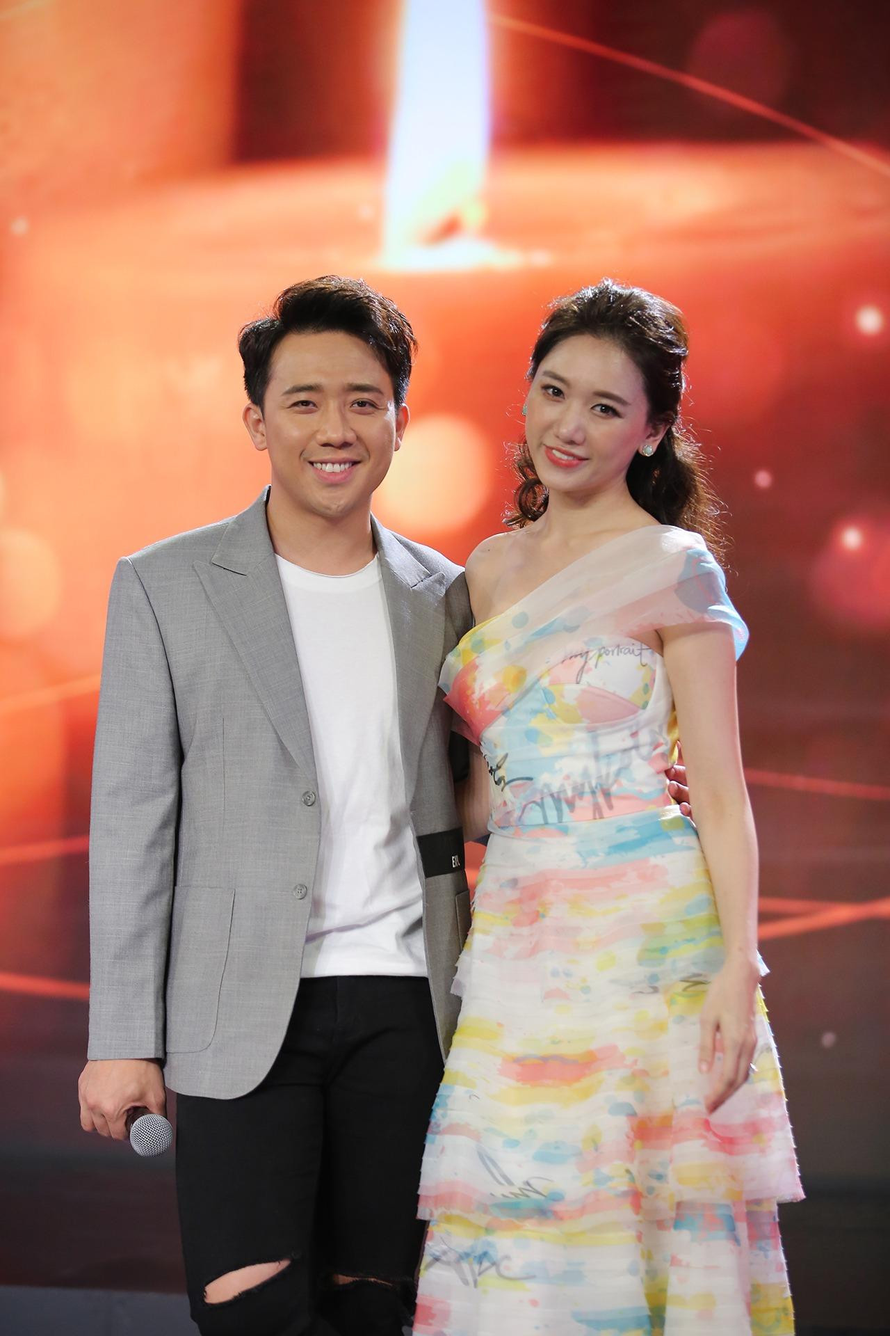 Trước giờ, Hari Won thường gọi Trấn Thành là "anh Xìn, anh Thành" vô cùng ấm áp.