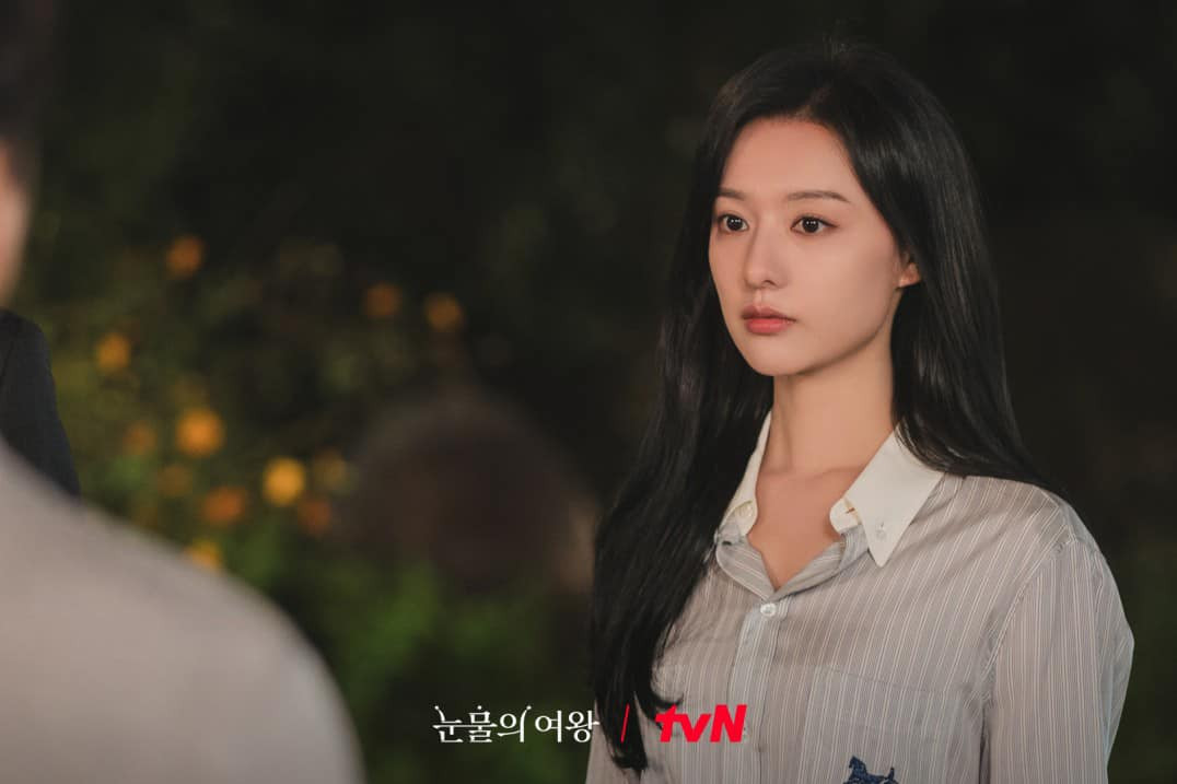 Đối thủ của Kim Ji Won trong giải thưởng năm nay cũng rất mạnh.