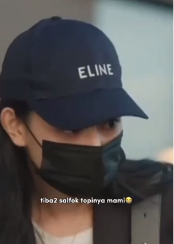 Có phải stylist của phim làm như vậy vì liên quan đến chuyện nhãn hàng tài trợ? Có phải stylist của phim làm như vậy vì liên quan đến chuyện nhãn hàng tài trợ?