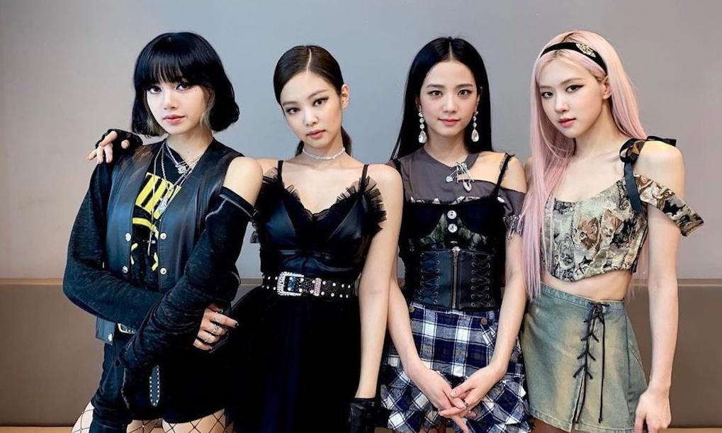 Mạng lưới bạn bè của BLACKPINK thật sự rất đáng nể. Mạng lưới bạn bè của BLACKPINK thật sự rất đáng nể.