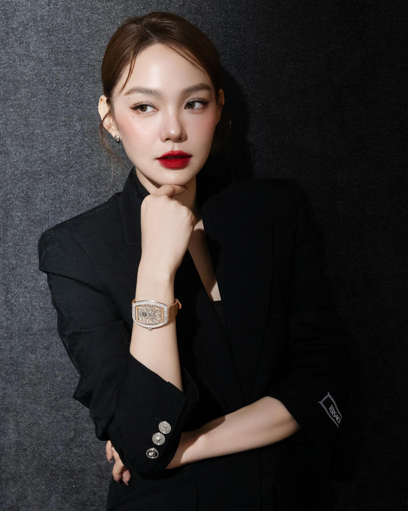 Minh Hằng và Hồ Ngọc Hà vẫn chưa có chuyện "gương vỡ lại lành"? Minh Hằng và Hồ Ngọc Hà vẫn chưa có chuyện "gương vỡ lại lành"?