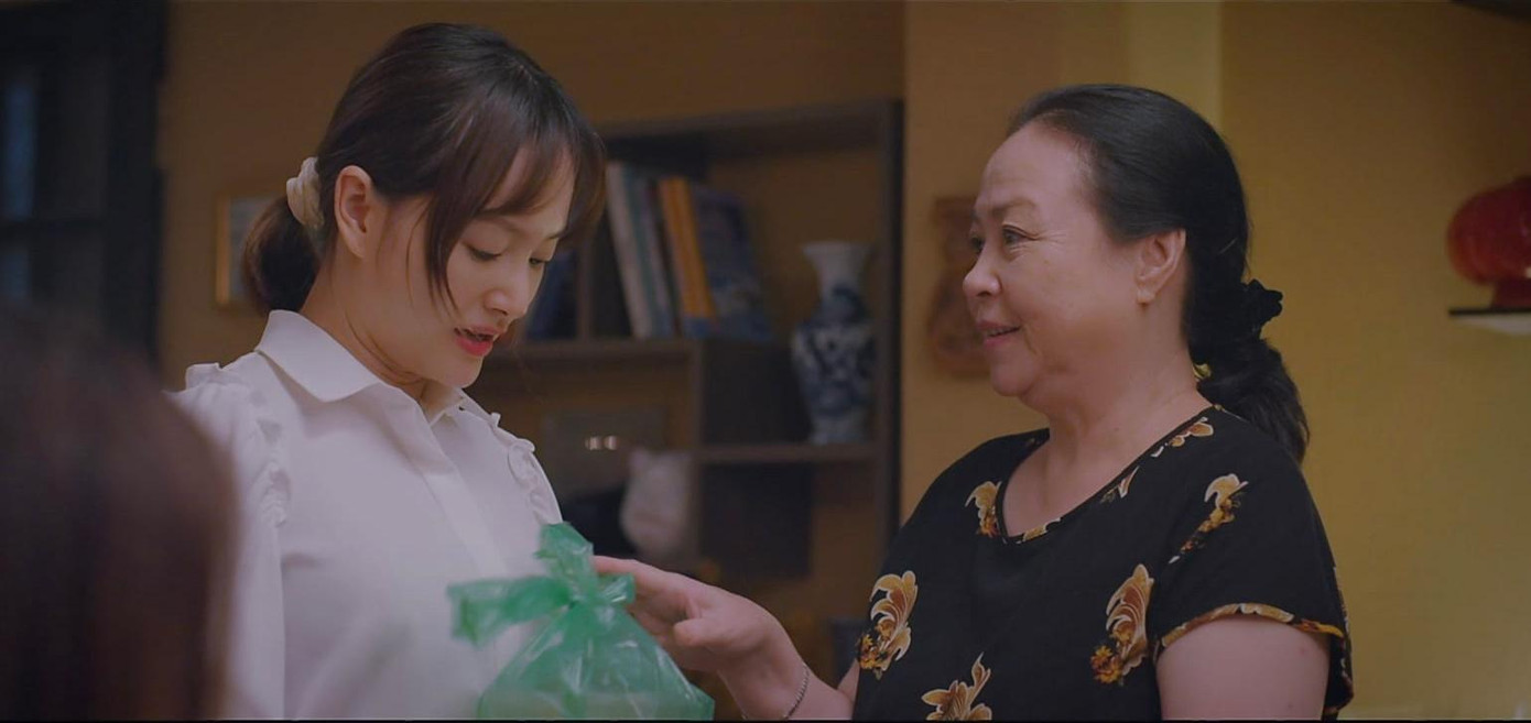 Hết lòng hết dạ vì con nhưng bà Nga vẫn bị phàn nàn ngược