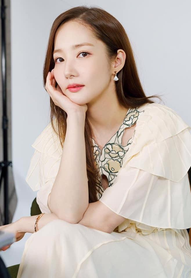 Park Min Young luôn được khen là đã phẫu thuật thành công Park Min Young luôn được khen là đã phẫu thuật thành công