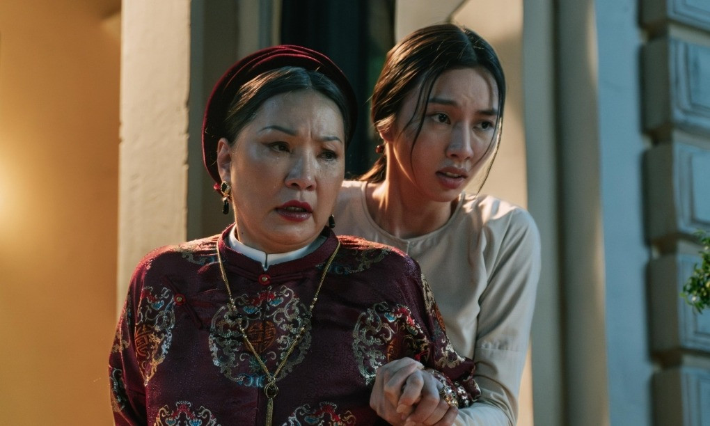 Thùy Tiên nhận ý kiến trái chiều về vai diễn đầu tay. Thùy Tiên nhận ý kiến trái chiều về vai diễn đầu tay.