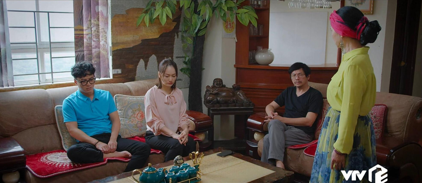 Khánh chịu nhiều ấm ức trước mẹ chồng tai quái Khánh chịu nhiều ấm ức trước mẹ chồng tai quái