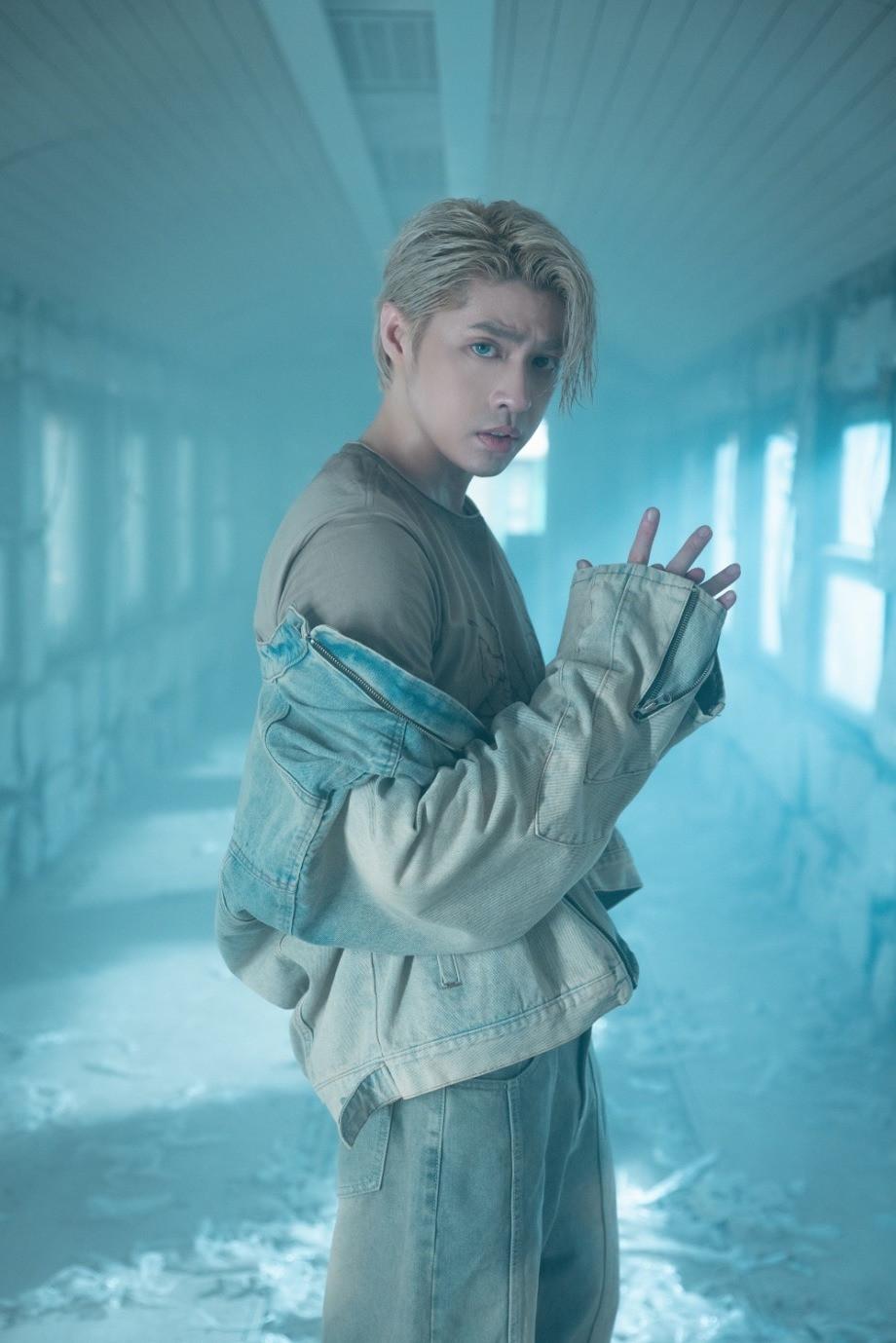 MV Đùa Anh Đau Đấy chưa có lượt xem cao như kỳ vọng dù được đầu tư khủng. MV Đùa Anh Đau Đấy chưa có lượt xem cao như kỳ vọng dù được đầu tư khủng.