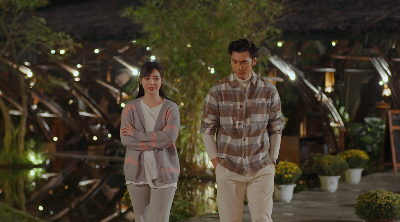 Quân và Hạnh vẫn chưa chính thức hẹn hò trong khi phim sắp hết. Quân và Hạnh vẫn chưa chính thức hẹn hò trong khi phim sắp hết.