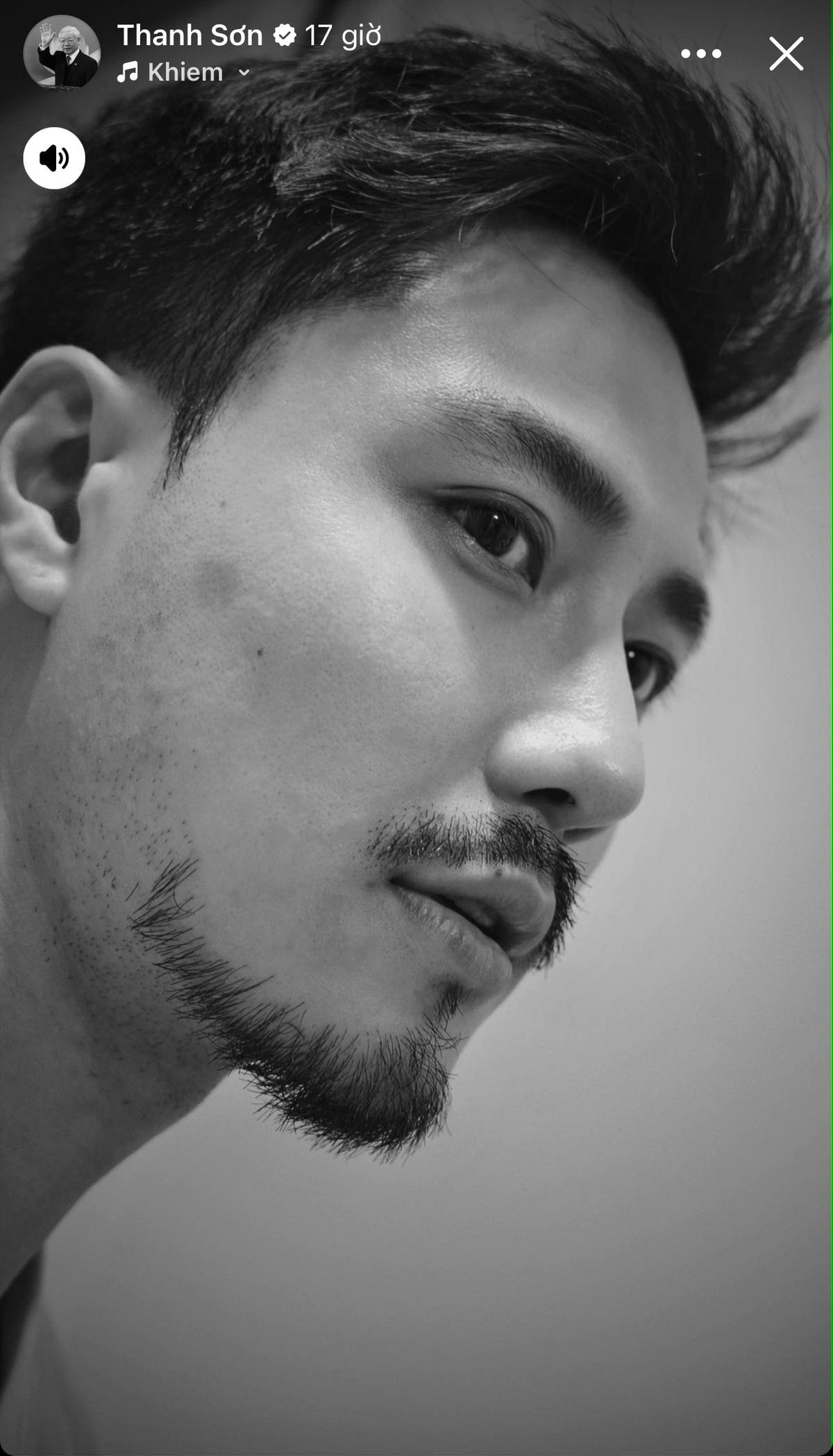 Hình ảnh lạ lẫm, mới mẻ của Thanh Sơn lúc này. Hình ảnh lạ lẫm, mới mẻ của Thanh Sơn lúc này.