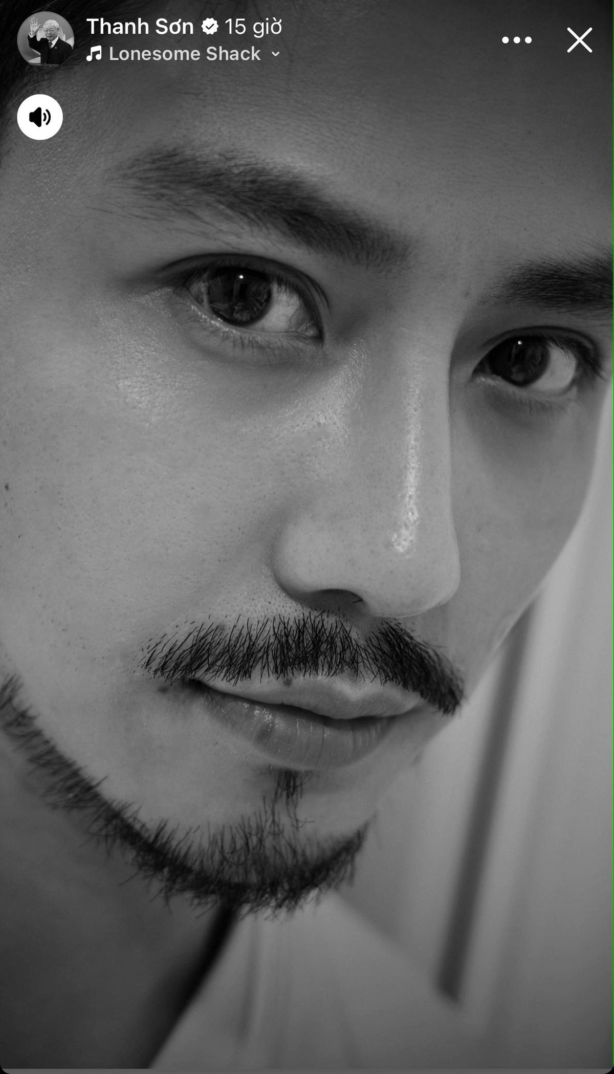 Hình ảnh lạ lẫm, mới mẻ của Thanh Sơn lúc này. Hình ảnh lạ lẫm, mới mẻ của Thanh Sơn lúc này.