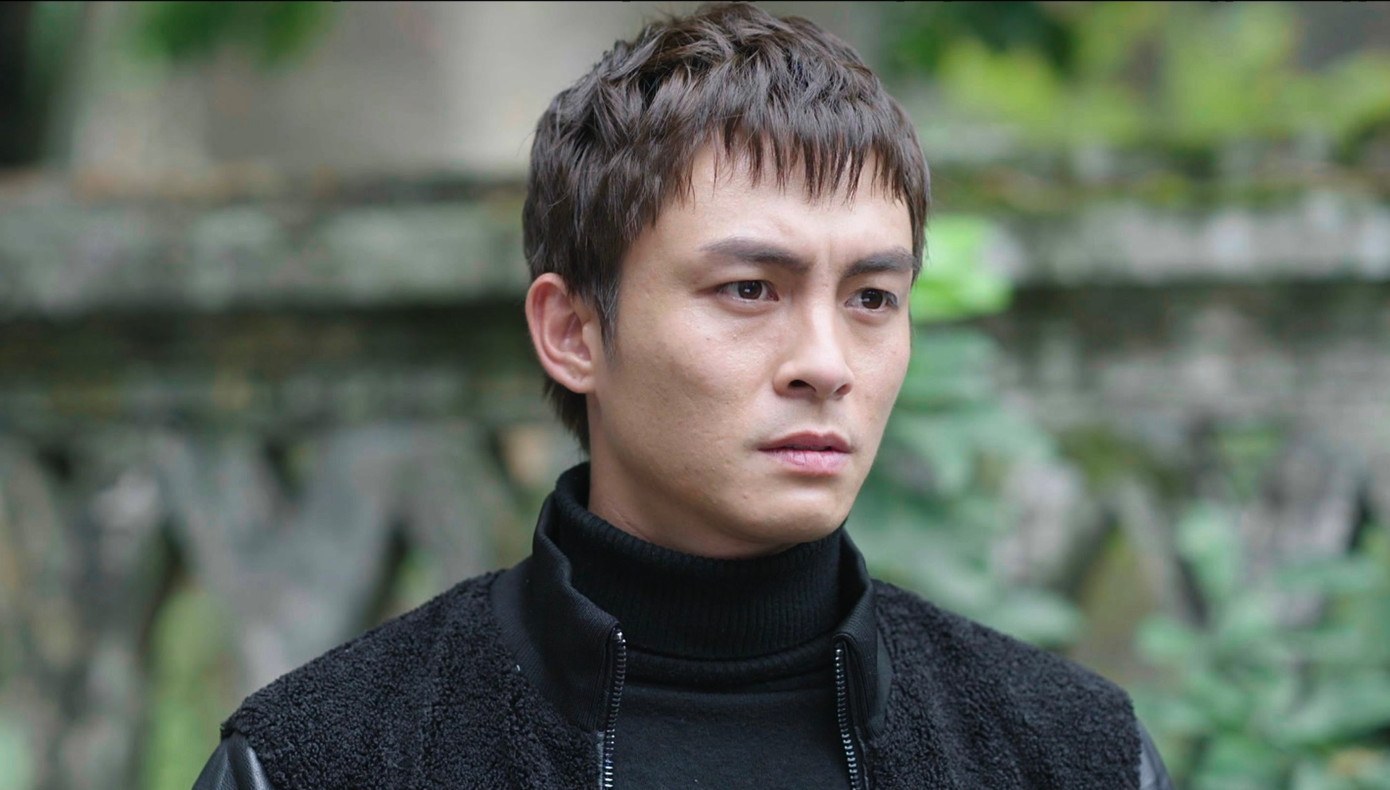 Lãnh Thanh bị cho là nhìn khắc khổ, không giống con nhà giàu.