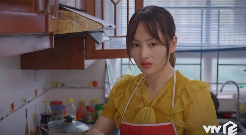 Cô phát hiện mẹ chồng xem mẹ ruột mình như giúp việc Cô phát hiện mẹ chồng xem mẹ ruột mình như giúp việc