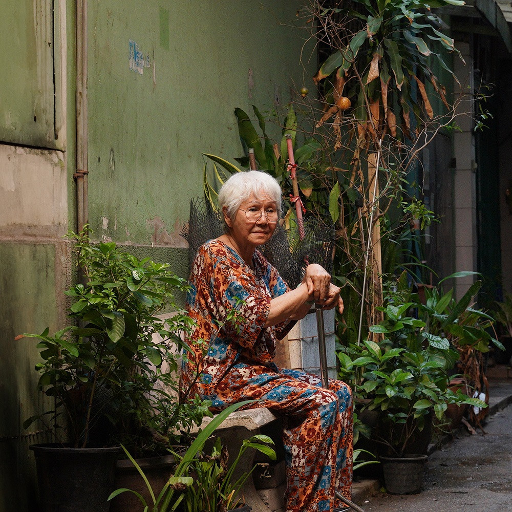 Ai mà ngờ được đây là vai diễn đầu tay của bà Usha Seamkhum?