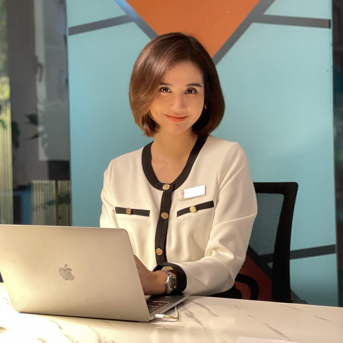 Hai nữ chính phim Việt được yêu thích đều là con nuôi