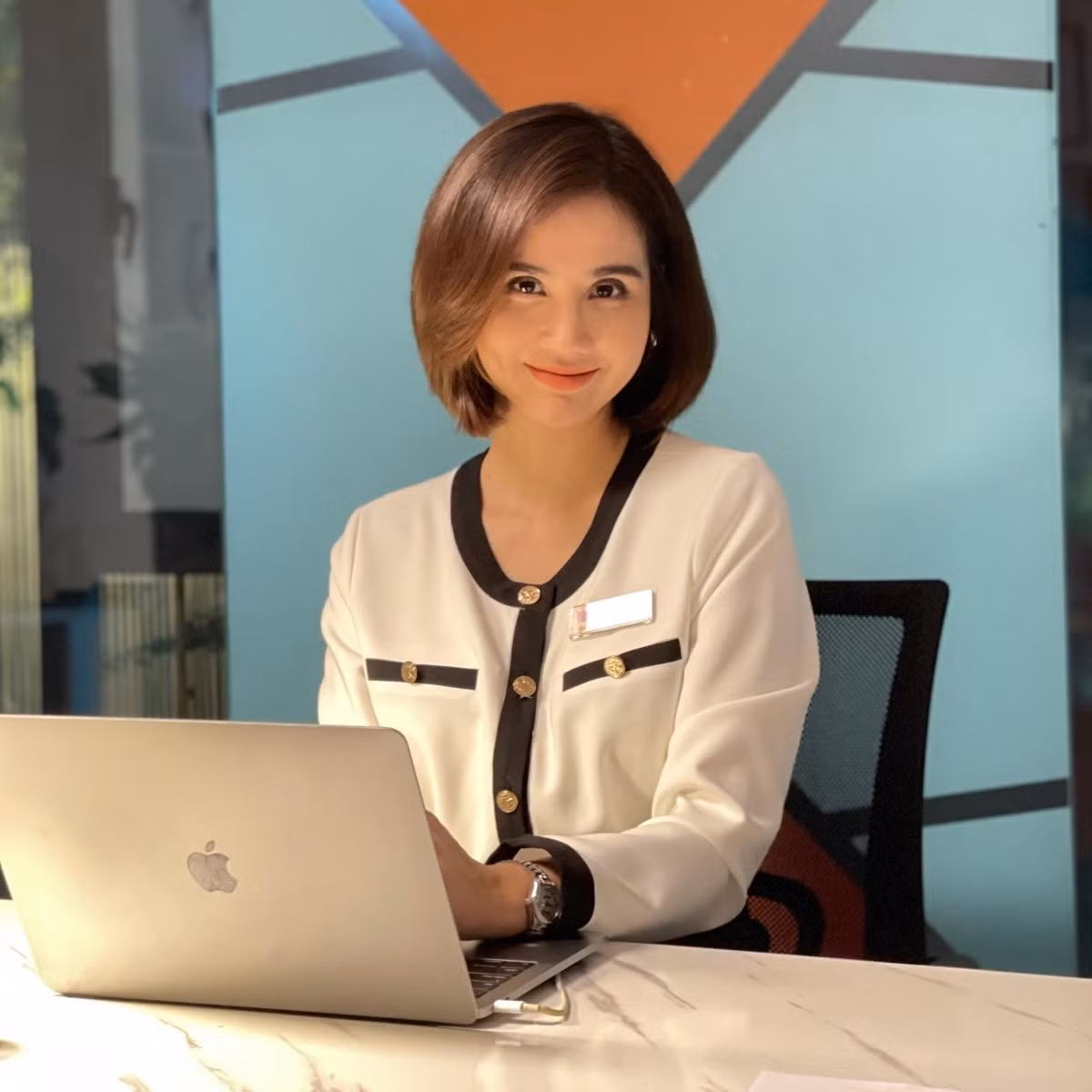Hai nữ chính phim Việt được yêu thích đều là con nuôi