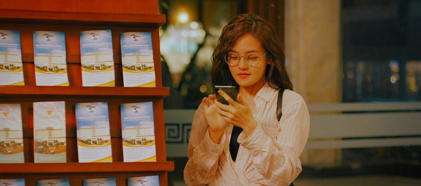 Nước phim bị chê là quá vàng khiến người xem cảm thấy khó chịu.