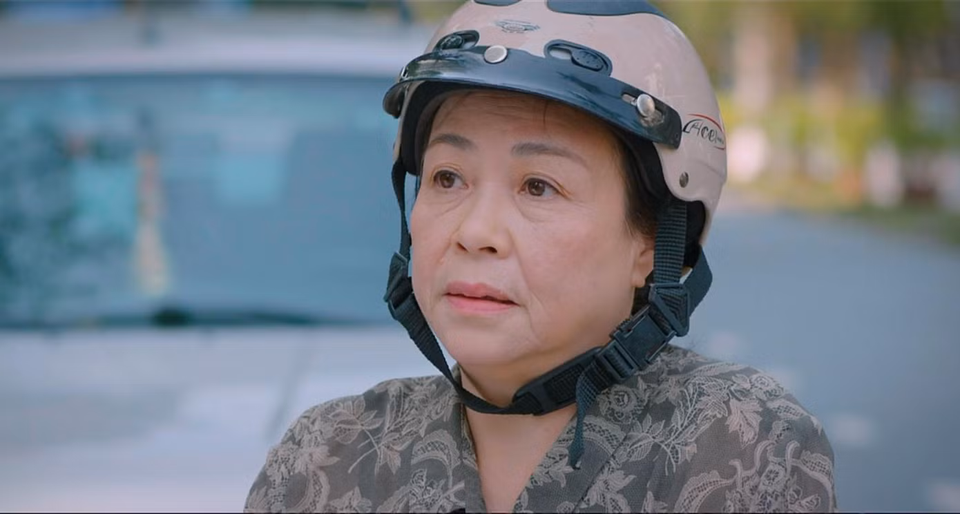 Bà Nga lại ghi điểm vì hết lòng thương con cháu Bà Nga lại ghi điểm vì hết lòng thương con cháu