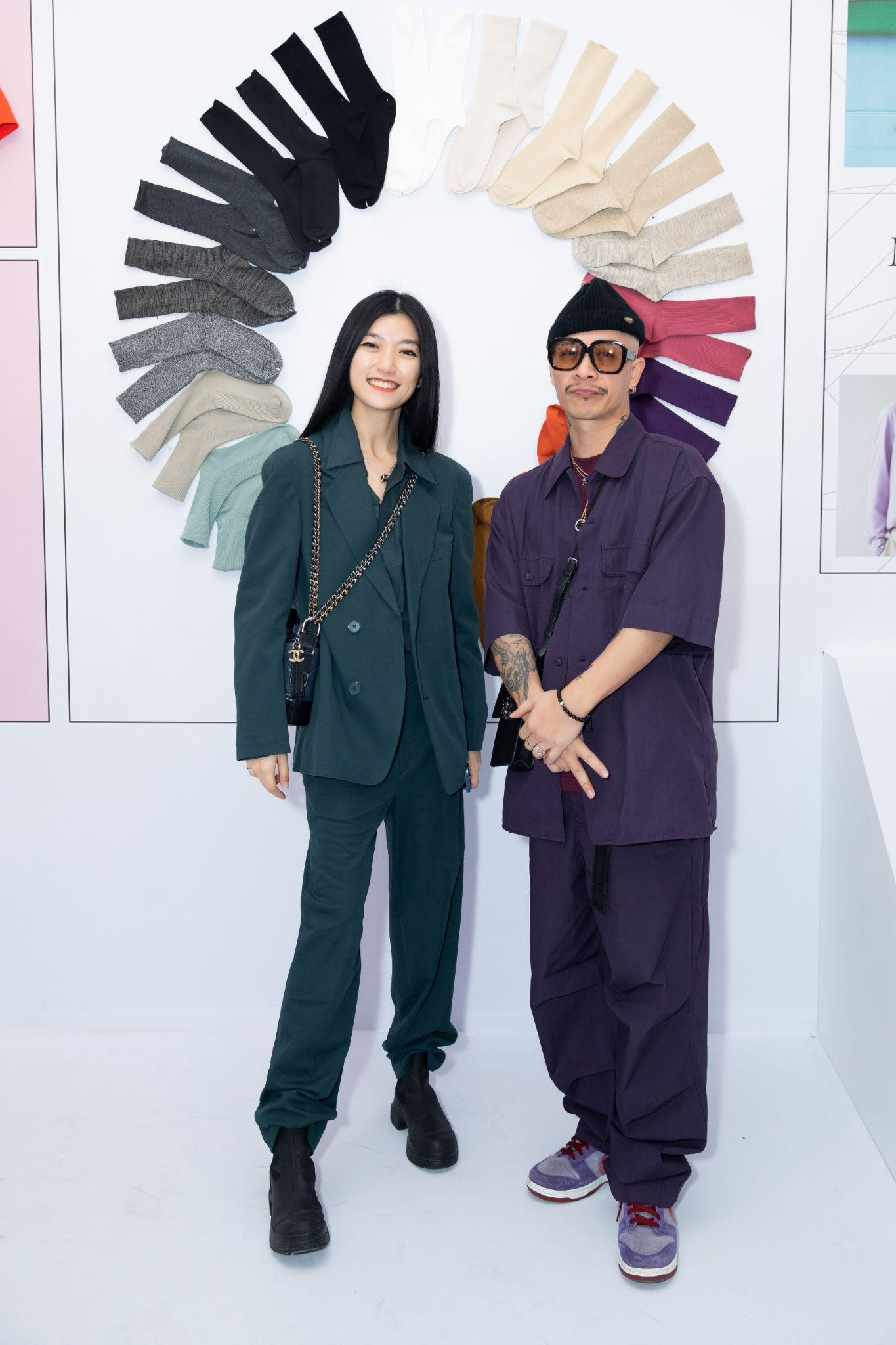 Gia đình Việt Max thể hiện gu thời trang ấn tượng, mang đậm dấu ấn The Art Of Everyday Life.