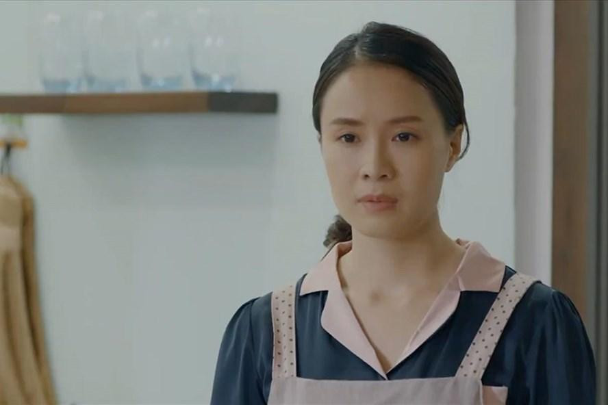 Hồng Diễm trong phim Hoa Hồng Trên Ngực Trái