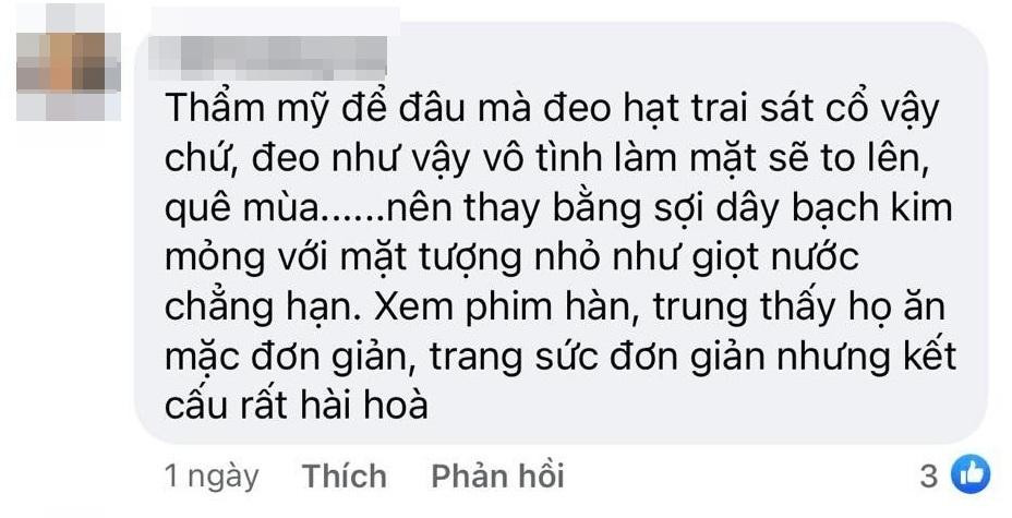 Những bình luận bị cho là quá gay gắt, kém duyên trên trang cá nhân của Phương Oanh.