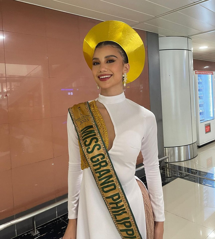 Ông Nawat than phiền về người đẹp này khá nhiều.