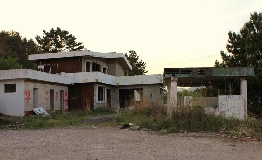 Căn nhà này cũng rất ít người dám đến gần.