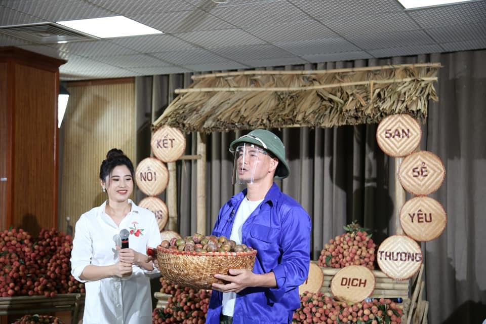 Xuân Bắc thường xuyên tham gia các hoạt động thiện nguyện. Xuân Bắc thường xuyên tham gia các hoạt động thiện nguyện.