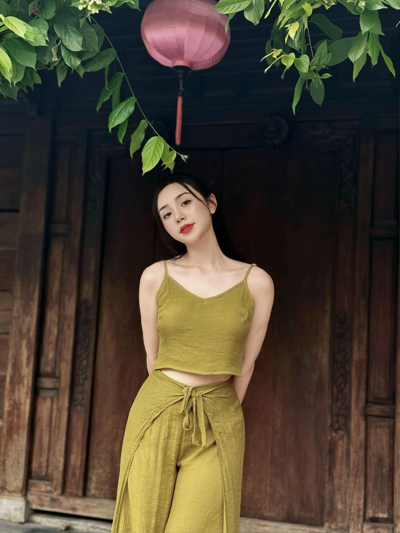 Cũng có người cho rằng nữ diễn viên lên tiếng bảo vệ bản thân là đúng. Cũng có người cho rằng nữ diễn viên lên tiếng bảo vệ bản thân là đúng.