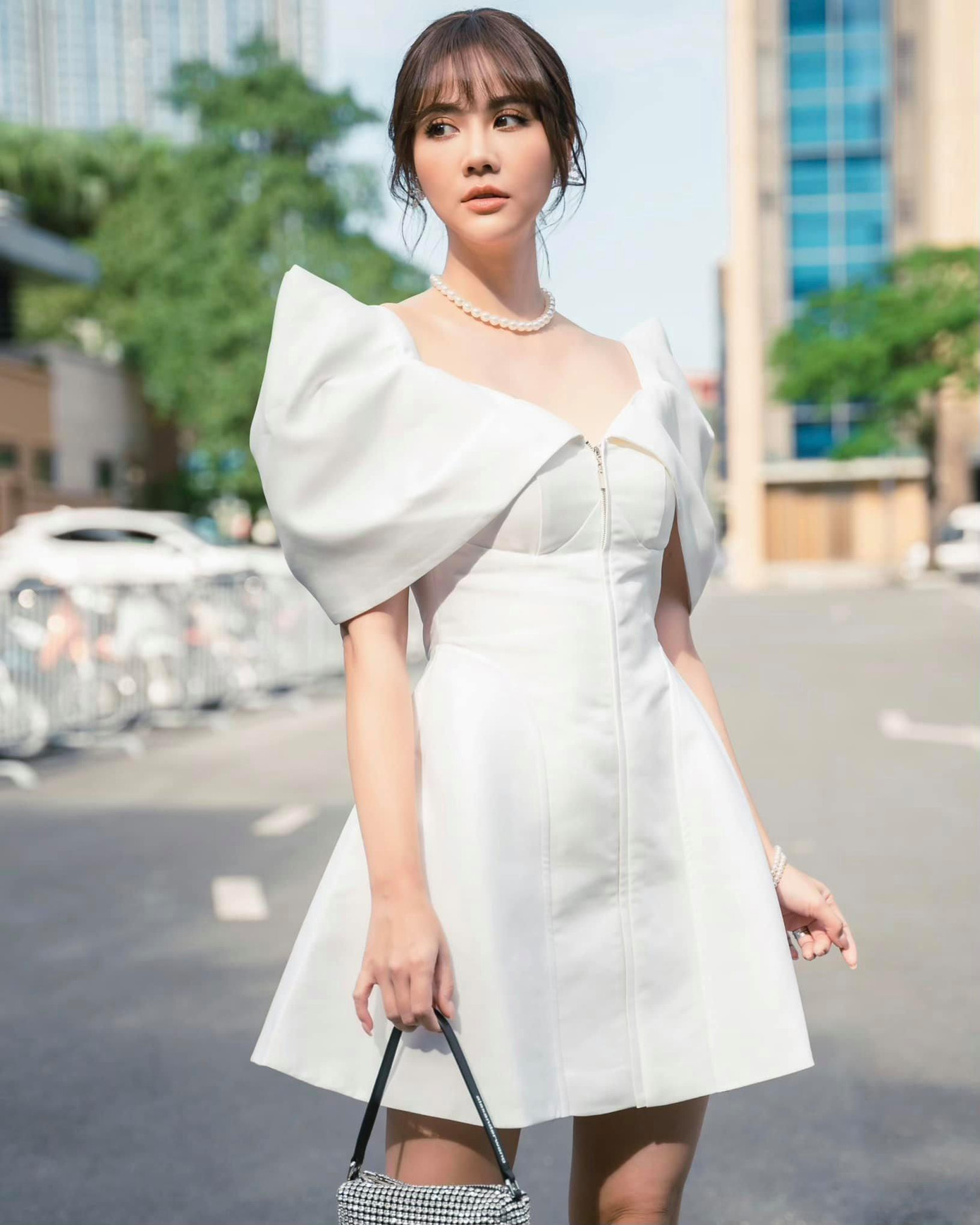 Huyền Lizzie cảm thấy hết sức căng thẳng với vai chính Vân Trang