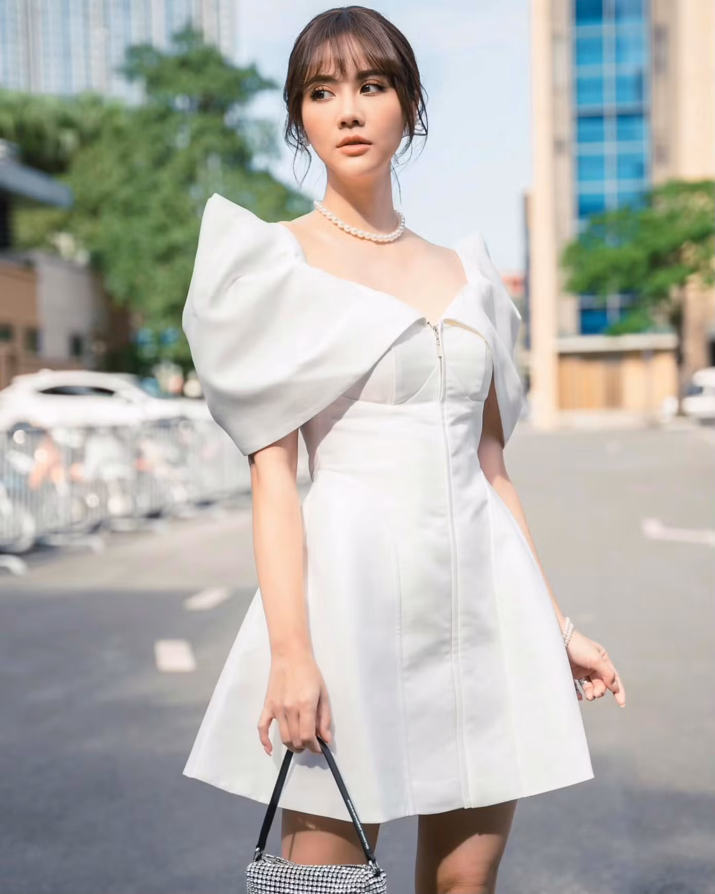 Huyền Lizzie cảm thấy hết sức căng thẳng với vai chính Vân Trang