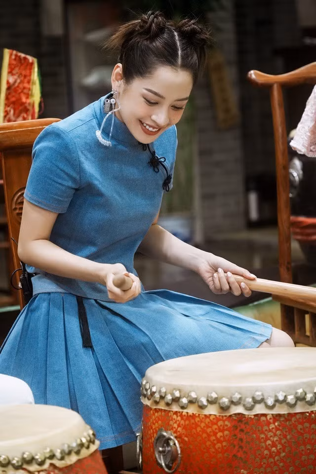 Cô khẳng định vẫn đang độc thân.