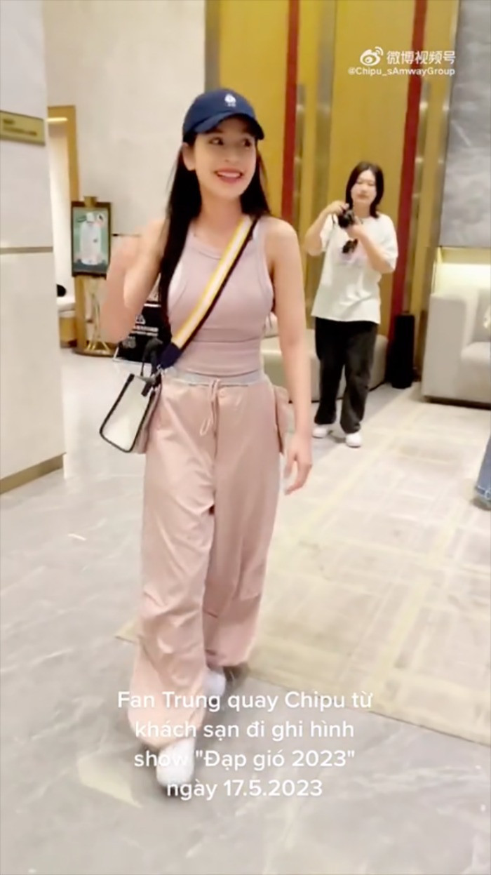 Nhan sắc Chi Pu được đánh giá cao.