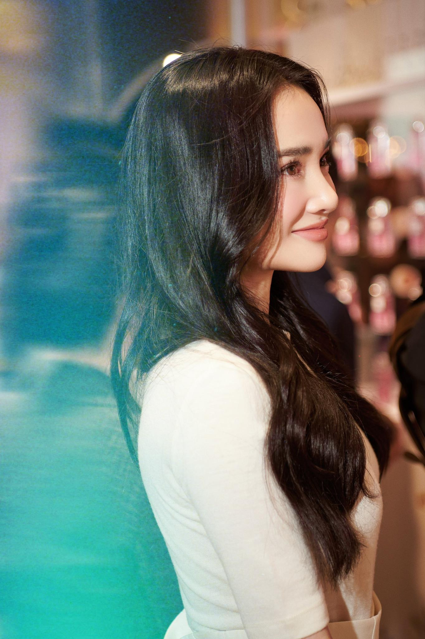 Nhã Phương được khen xinh hơn sau khi tăng cân Nhã Phương được khen xinh hơn sau khi tăng cân