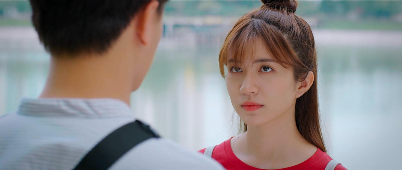 Đâu ngờ Bách bất ngờ trở lại tìm Vân Vân.