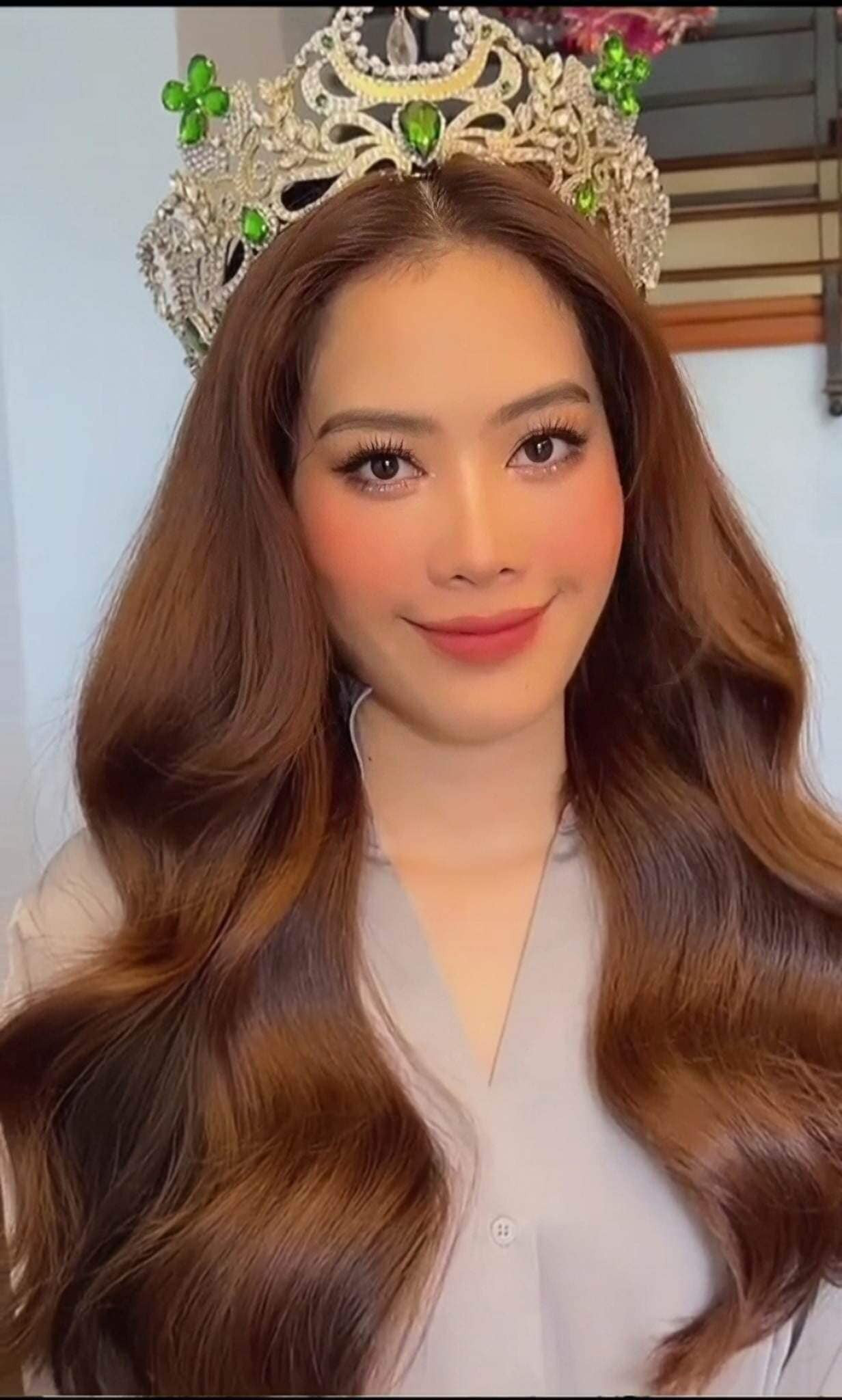 Nam Em vẫn muốn tiếp tục thi nhan sắc Nam Em vẫn muốn tiếp tục thi nhan sắc