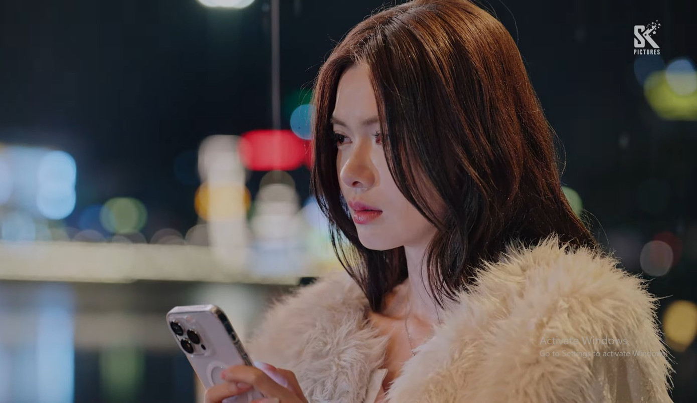 Yên Đan khá tốn kém để đầu tư váy áo cho phim này.