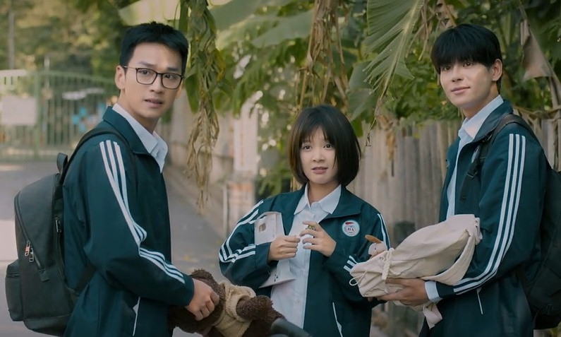 Trần Nghĩa bị cho là quá tuổi để vào vai học sinh.