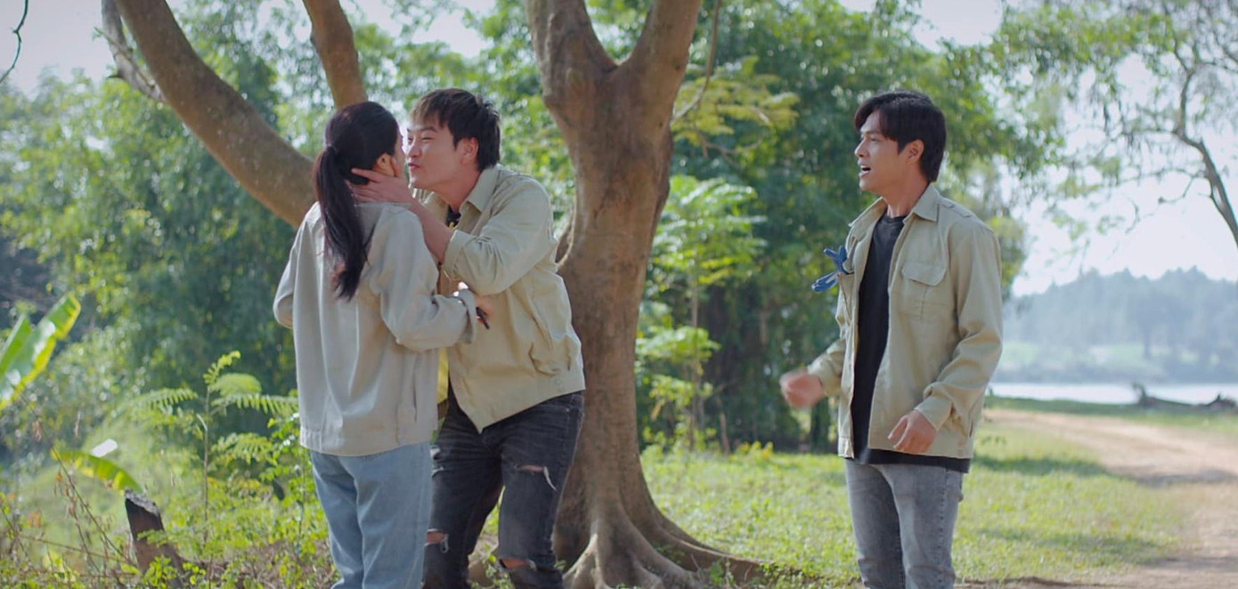 Thanh và Lợi liên tục có những khoảnh khắc ngọt ngào Thanh và Lợi liên tục có những khoảnh khắc ngọt ngào