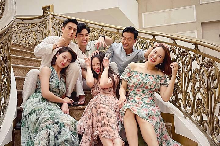 Các diễn viên chính của Hướng Dương Ngược Nắng đều đã nhận phim mới, trừ Hồng Diễm.