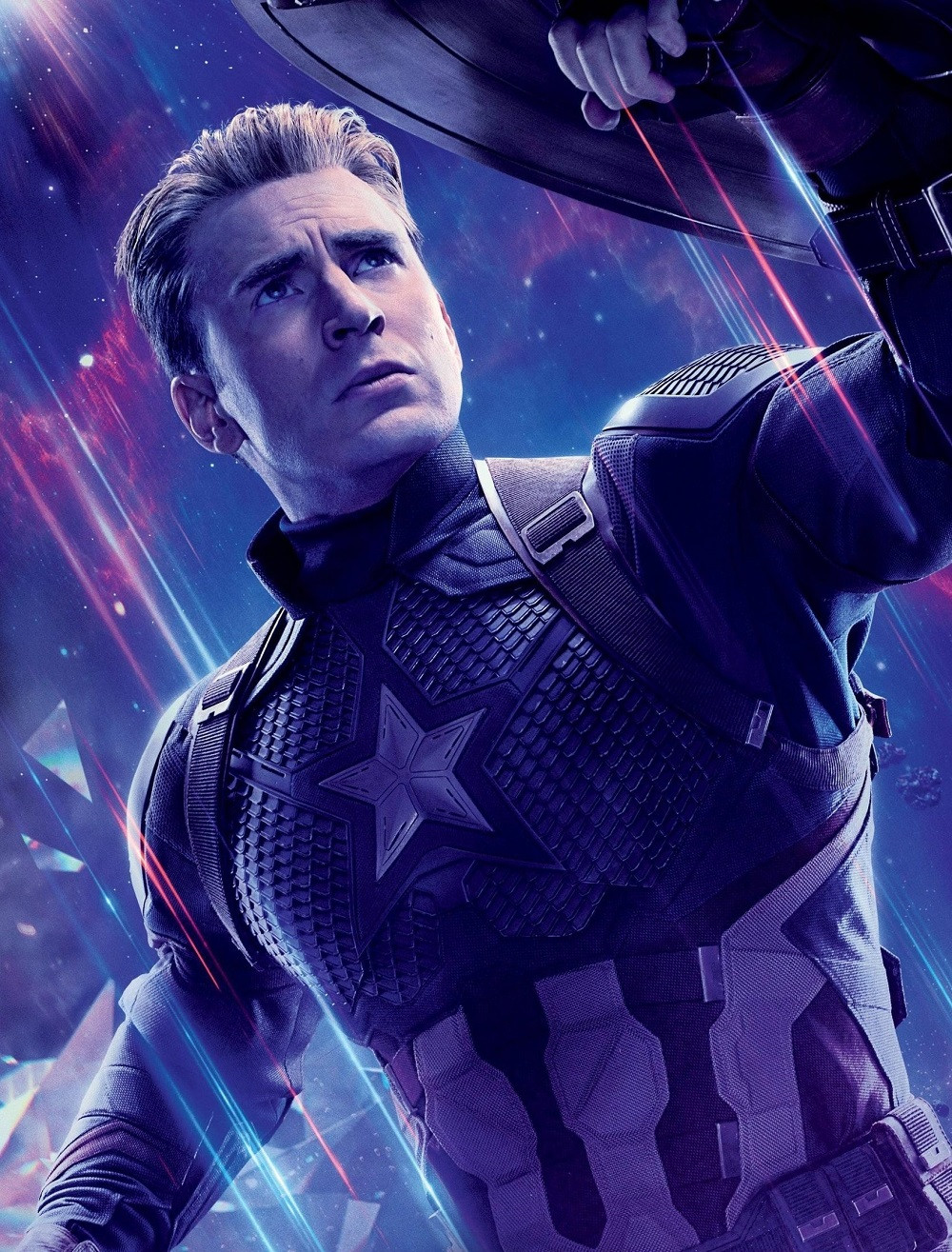 Captain America là lãnh đạo của nhóm Avengers.